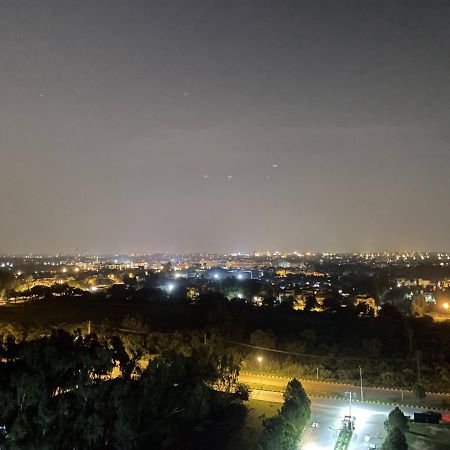 Freddy'S Luxury Family Apartments Islamabad Exteriör bild