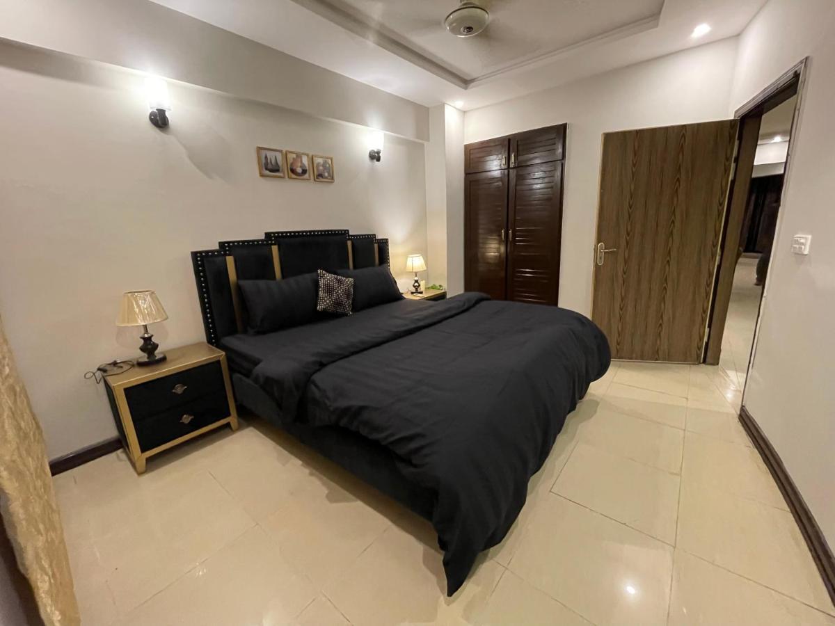 Freddy'S Luxury Family Apartments Islamabad Exteriör bild