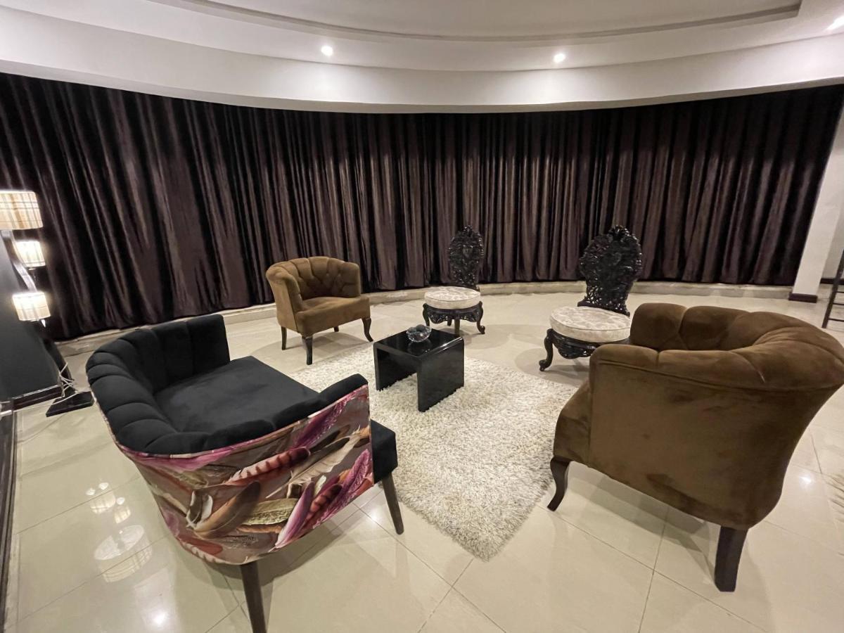 Freddy'S Luxury Family Apartments Islamabad Exteriör bild