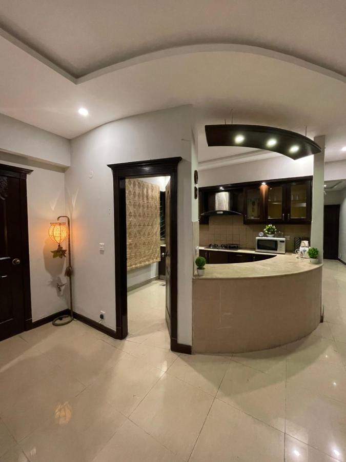 Freddy'S Luxury Family Apartments Islamabad Exteriör bild