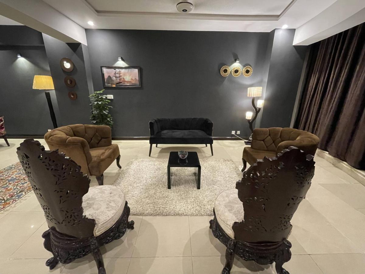 Freddy'S Luxury Family Apartments Islamabad Exteriör bild